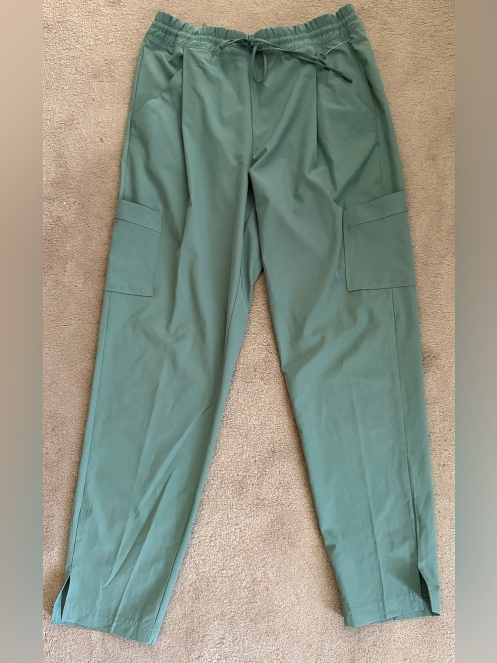 Apana Cargo Jogger Pants Medium M Sage Green Stretch Drawstring Athleisure